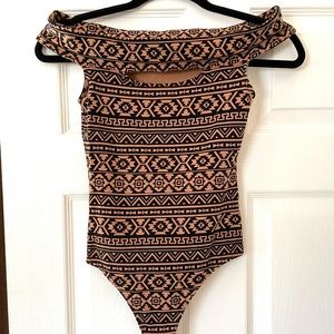 Express Bodysuit. Off the shoulder. Size XS.